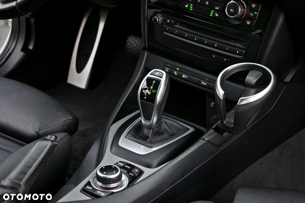 BMW X1 sDrive20d Sport Line - 28