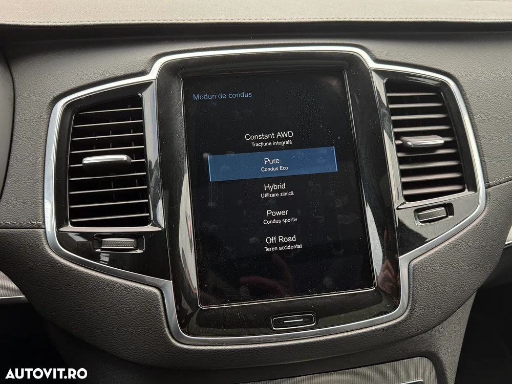 Volvo XC 90 T8 AWD Twin Engine Geartronic RDesign - 35