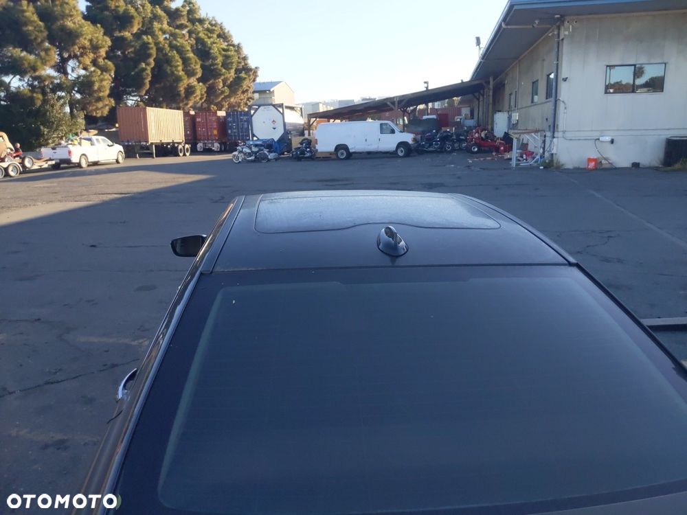 BMW Seria 7 740Li sport - 15