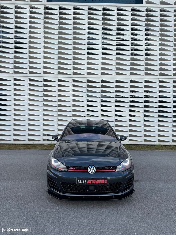VW Golf GTI BlueMotion DSG - 2