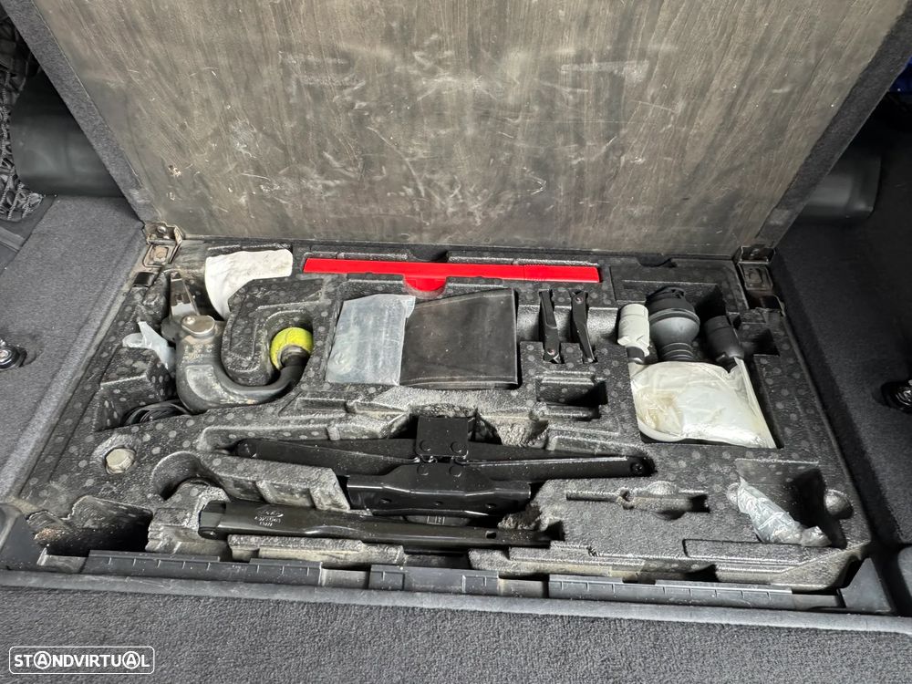 Land Rover Discovery 3 2.7 TD V6 HSE Auto. - 15