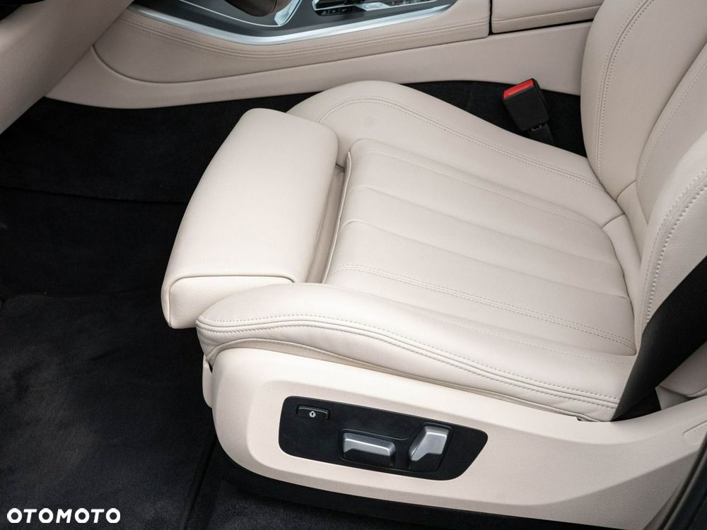 BMW X5 xDrive30d mHEV sport - 11