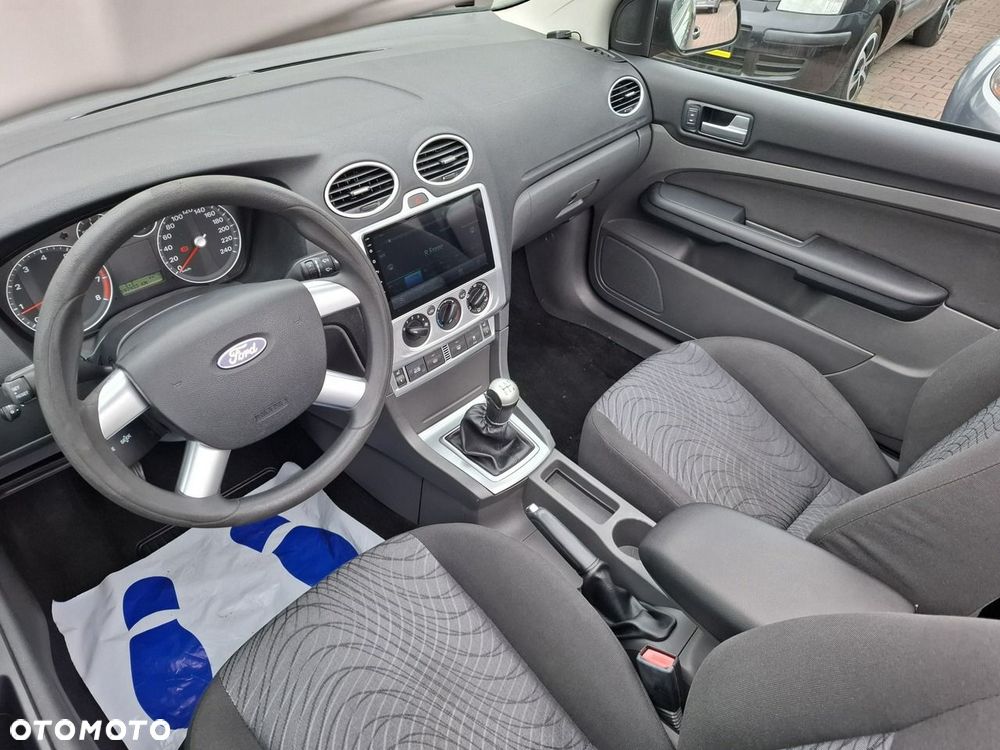Ford Focus 2.0 Titanium EU5 - 21