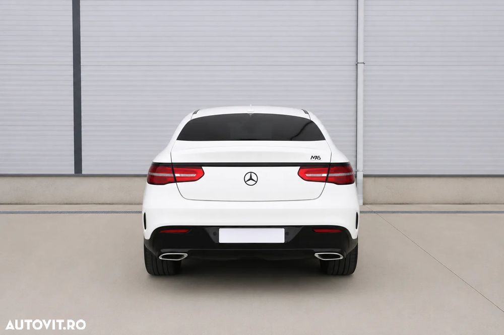 Mercedes-Benz GLE - 28