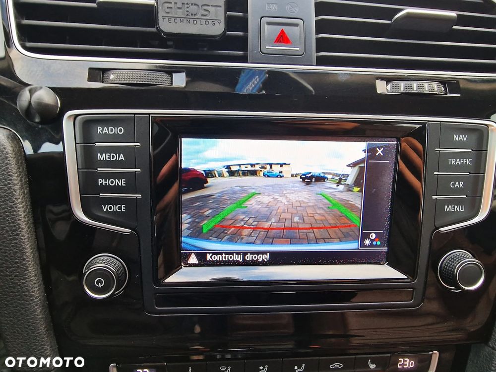 Volkswagen Golf 1.6 TDI BlueMotion Technology Comfortline - 39