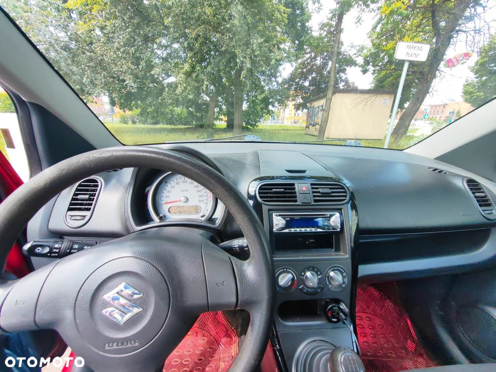 Suzuki Splash 1.0 Basic - 8
