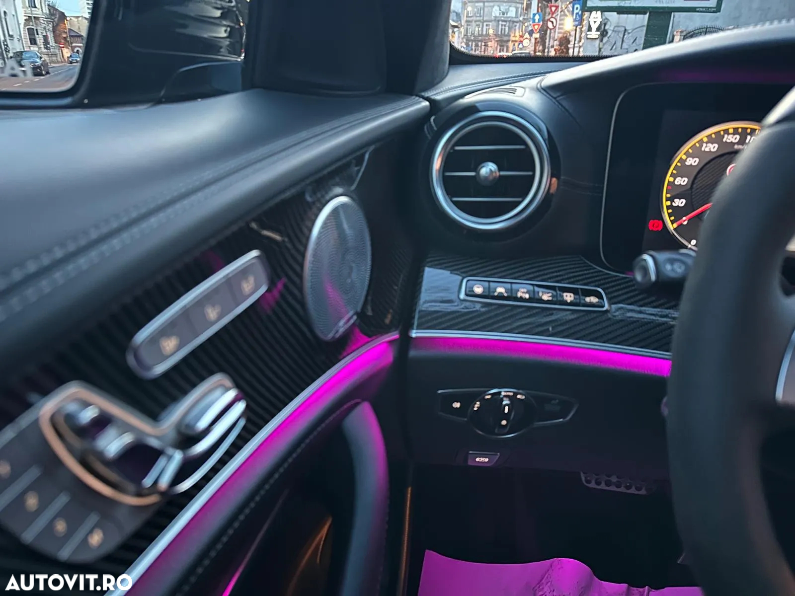 Mercedes-Benz E 63 AMG S 4MATIC Aut. - 28