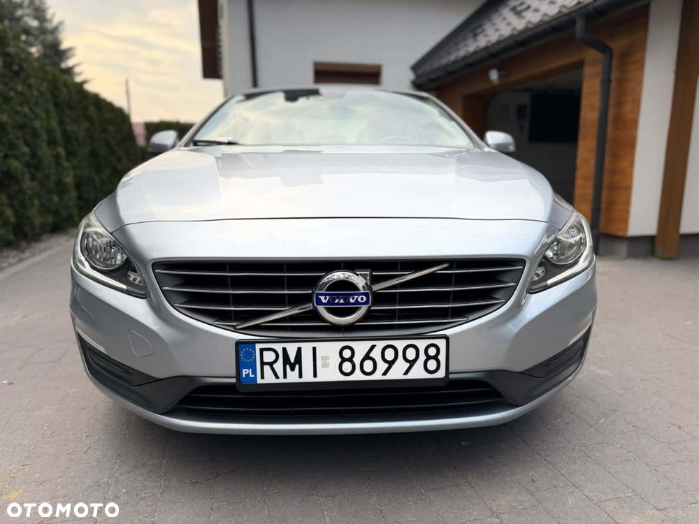 Volvo S60 D4 Momentum - 2