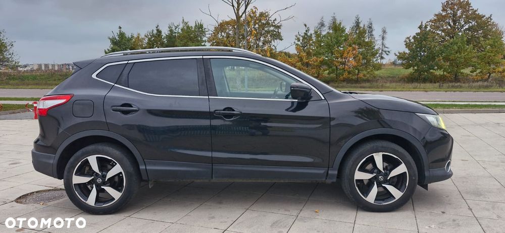 Nissan Qashqai - 2