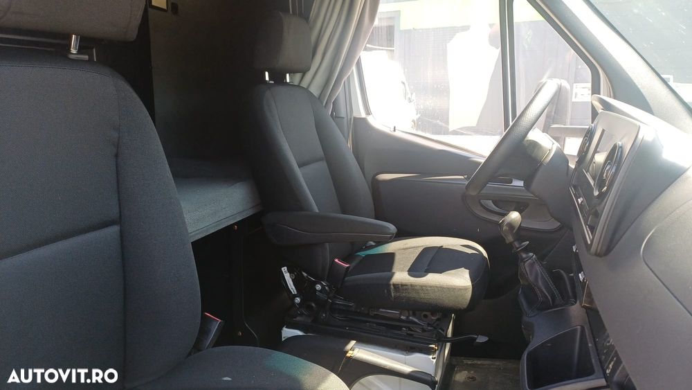 Mercedes-Benz SPRINTER 316 - 8