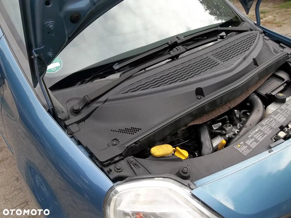 Renault Modus 1.2 16V Dynamique - 32
