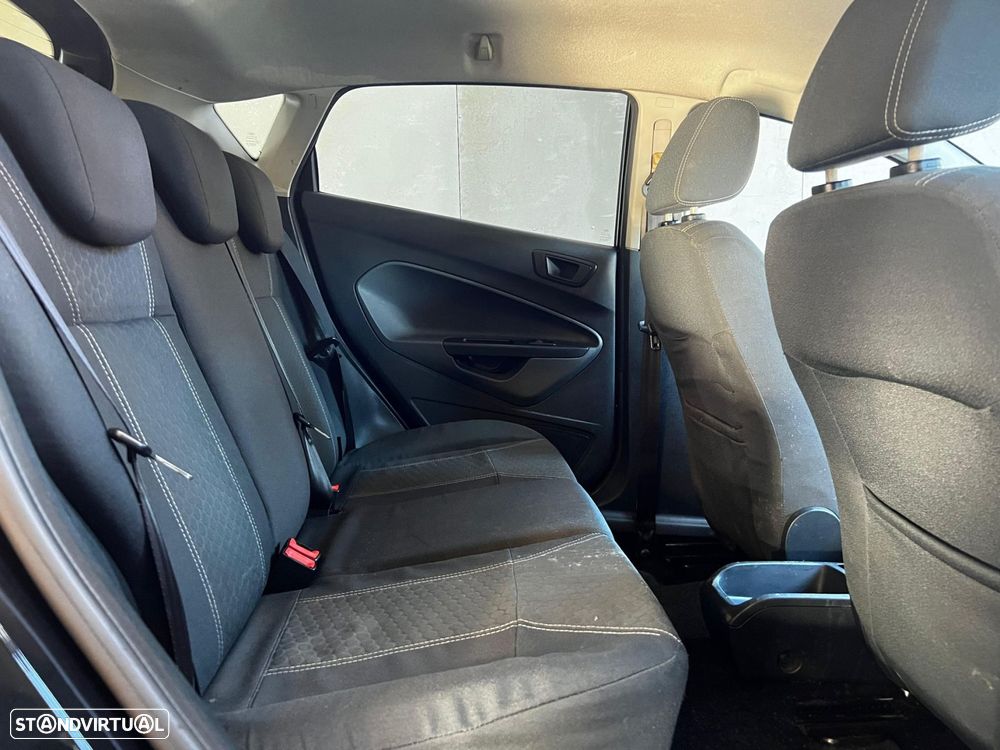 Ford Fiesta 1.4 TDCI Titanium - 16