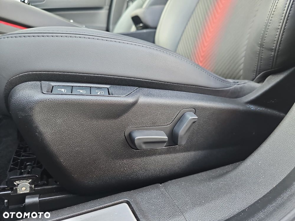 Alfa Romeo Junior 1.2 mHEV Ibrida Speciale eDCT - 18