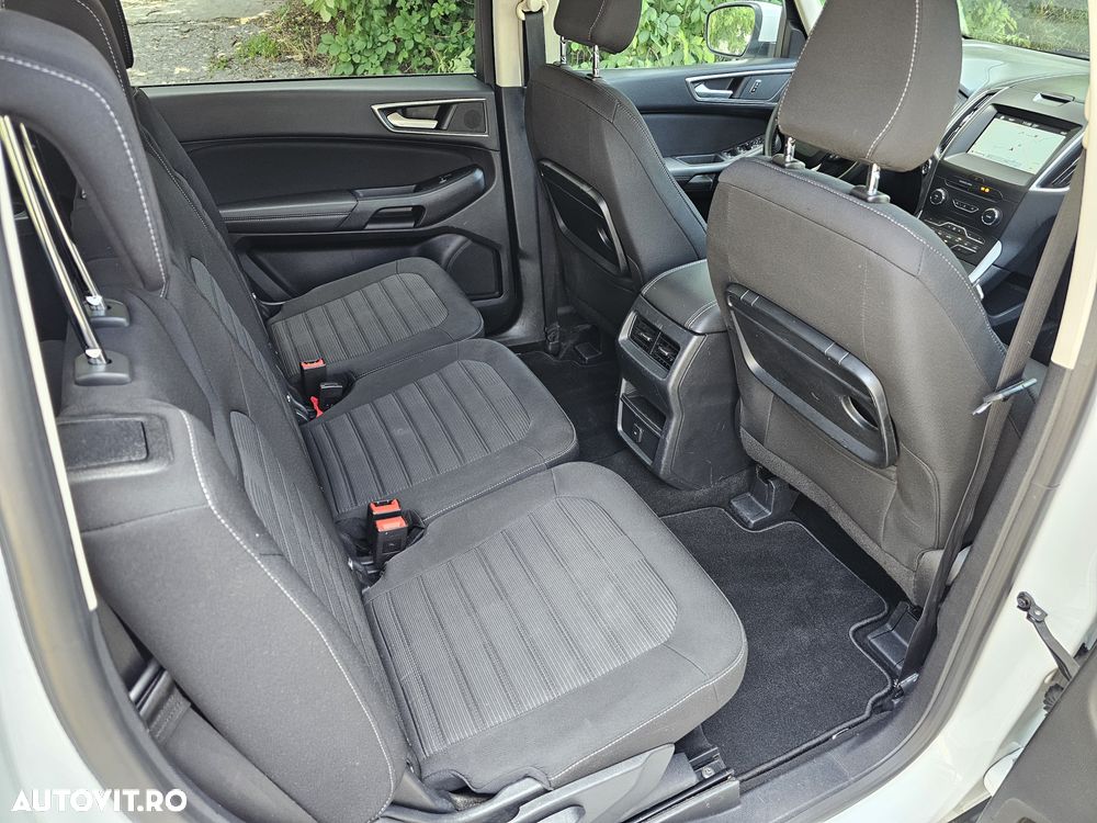 Ford Galaxy - 13