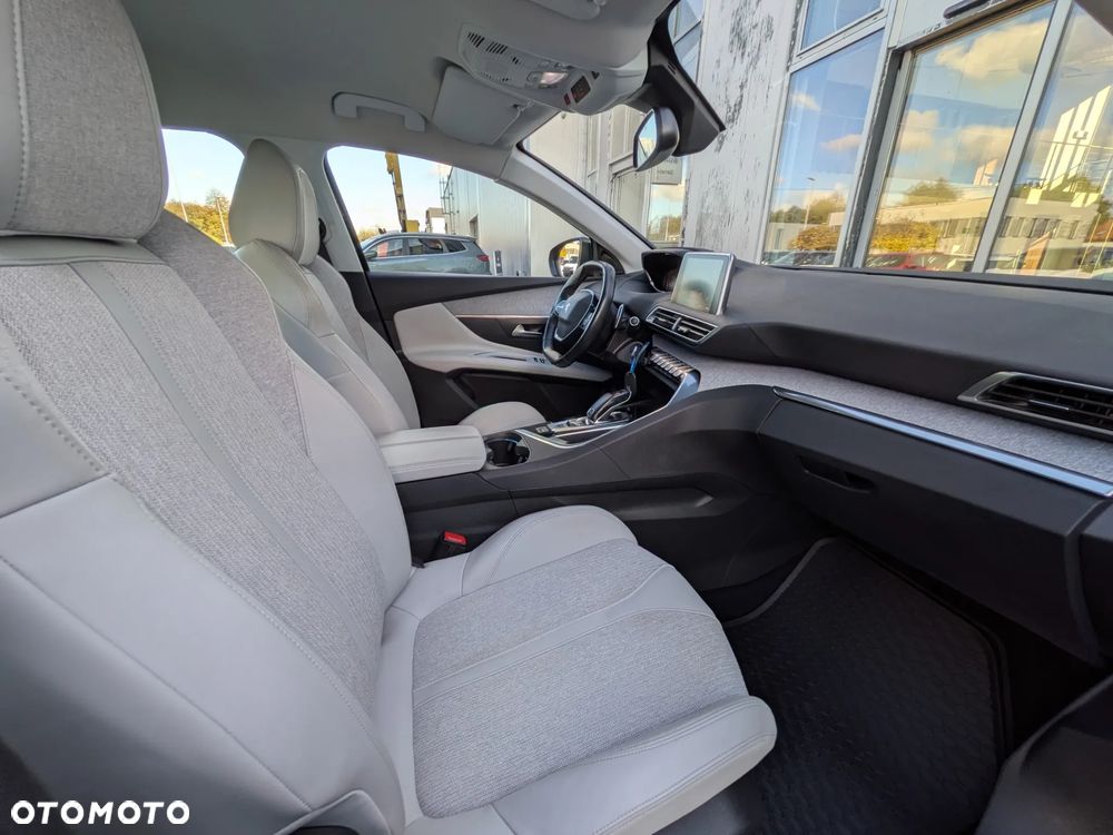 Peugeot 3008 1.5 BlueHDi Allure Pack S&S EAT8 - 10