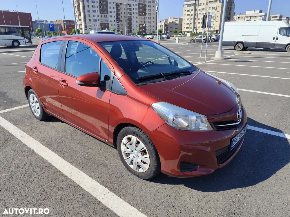 Toyota Yaris 1.3 VVT-i Luna - 2