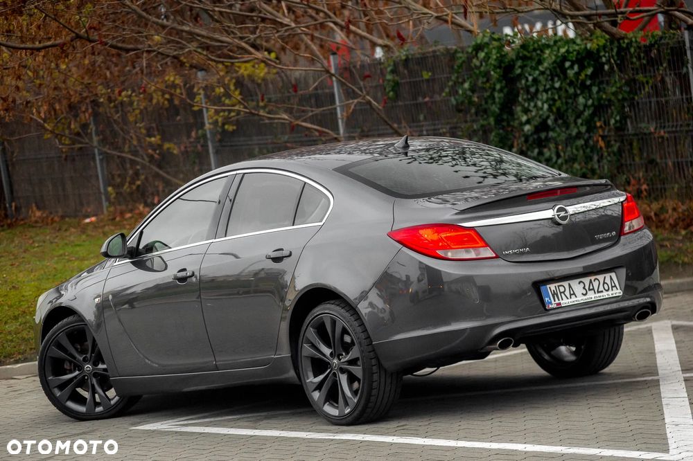 Opel Insignia 2.0 Turbo 4x4 Cosmo - 16