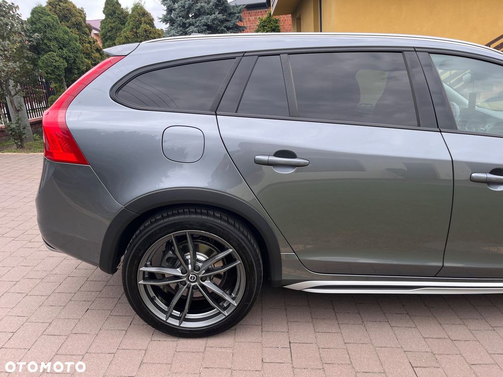 Volvo V60 Cross Country D4 Summum - 5