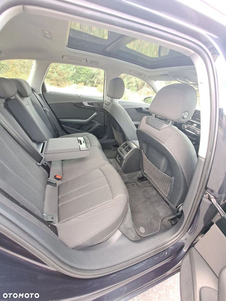 Audi A4 Avant - 16