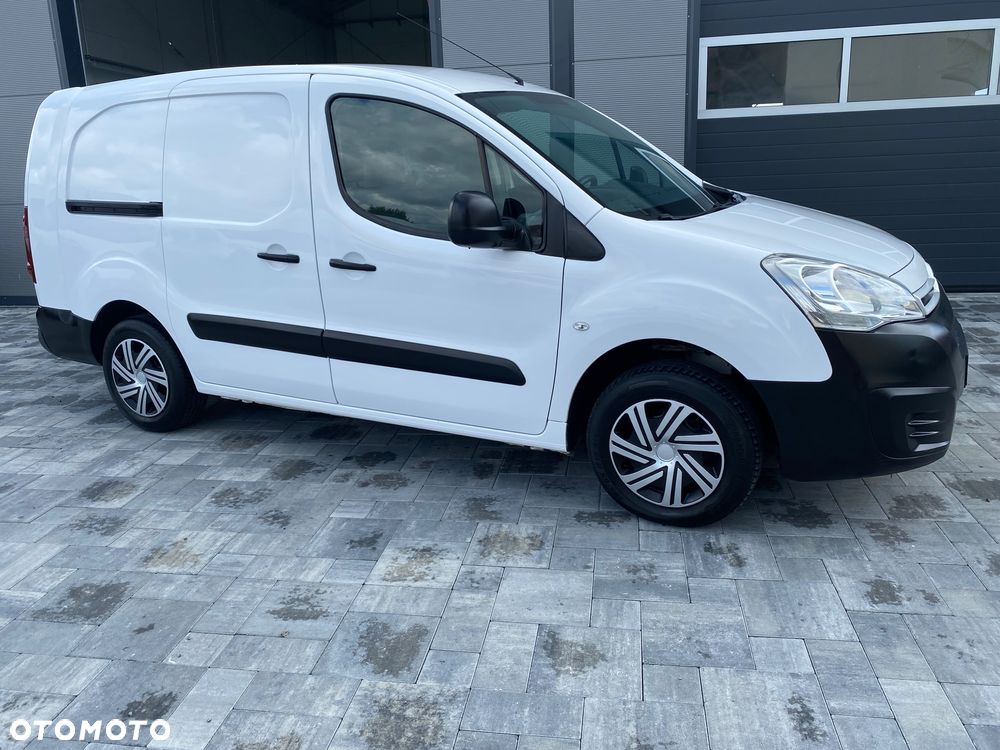 Citroën BERLINGO 1.6 HDI, MAX długi, 3-osobowy, klimatyzacja, zakupiony w salonie w Rzeszowie - 10