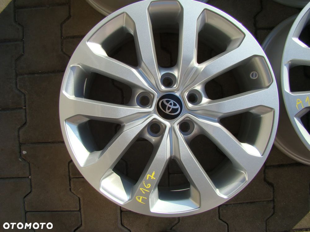 a167 5x114,3 Toyota Auris Corolla Avensis C-HR Camry Corolla Cross 7Jx17 - 2