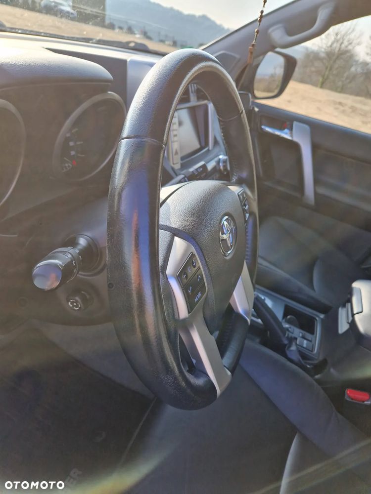 Toyota Land Cruiser 3.0 D-4D Automatik Executive - 20