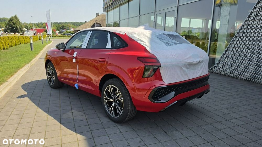 Audi Q3 Sportback - 4