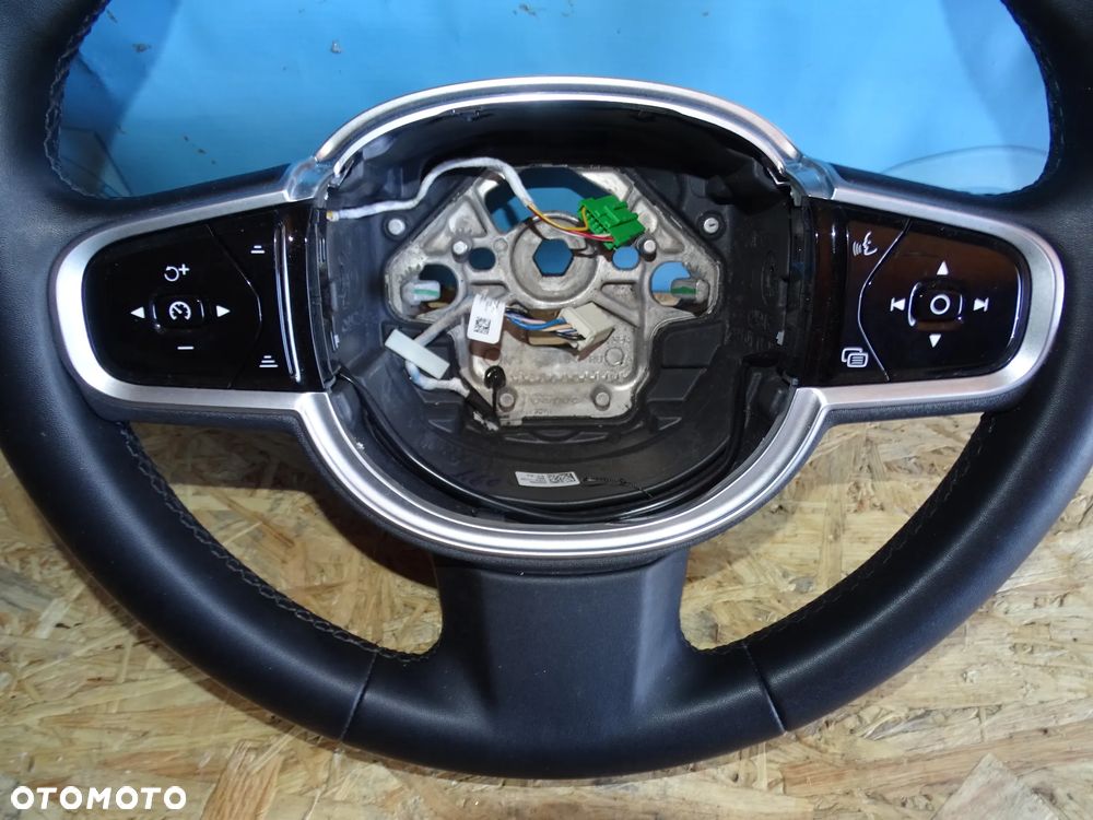 KIEROWNICA VOLVO XC60 II SKÓRA STAN IDEALNY 32227594 - 2