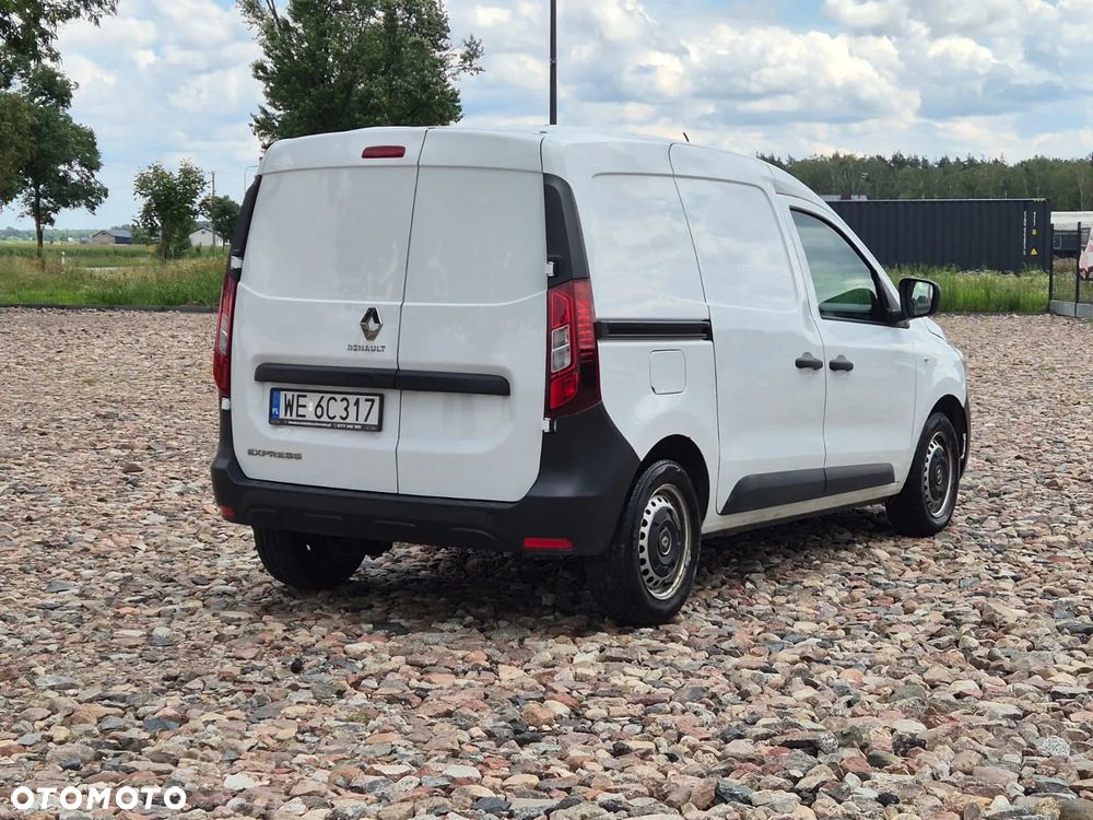 Renault Express - 6