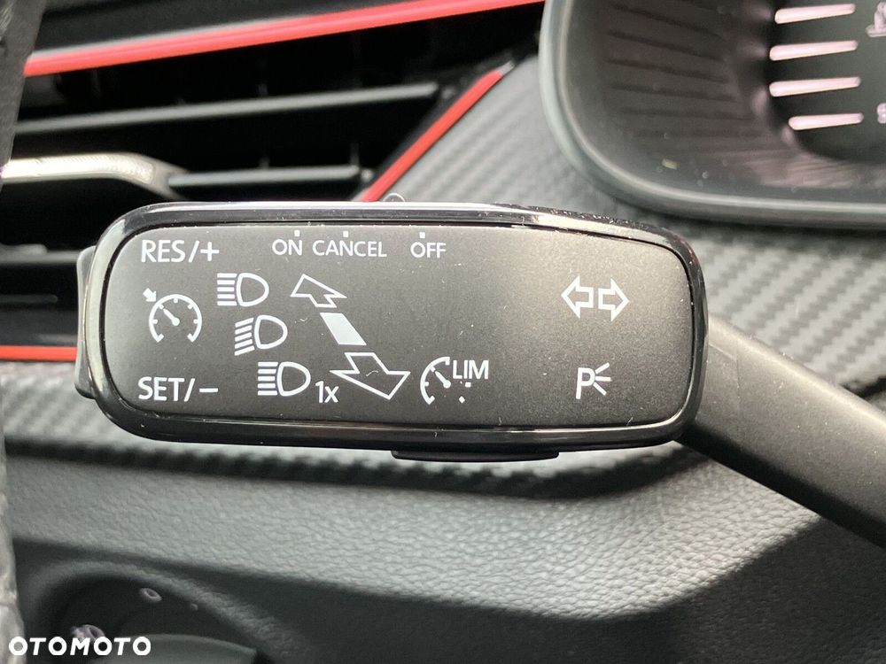 Skoda Kamiq 1.0 TSI Monte Carlo DSG - 19