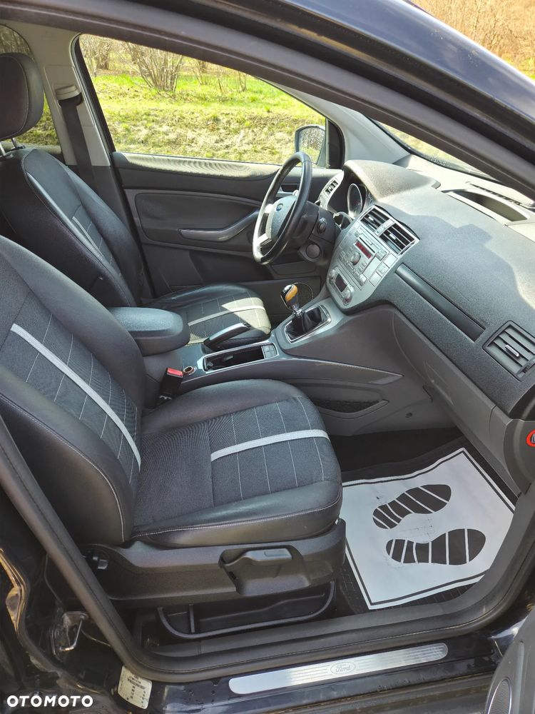 Ford Kuga 2.0 TDCi Titanium - 9