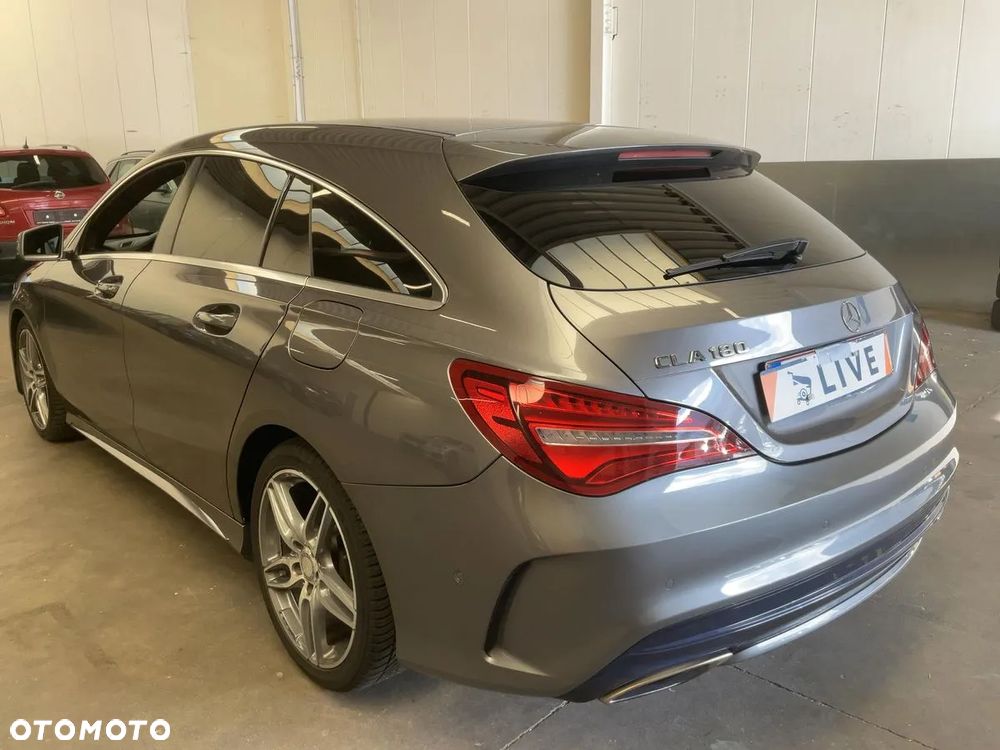 Mercedes-Benz CLA Shooting Brake 180 AMG Line - 6