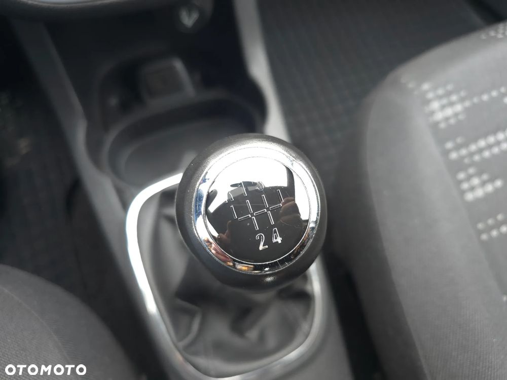 Opel Corsa 1.2 16V Enjoy - 29