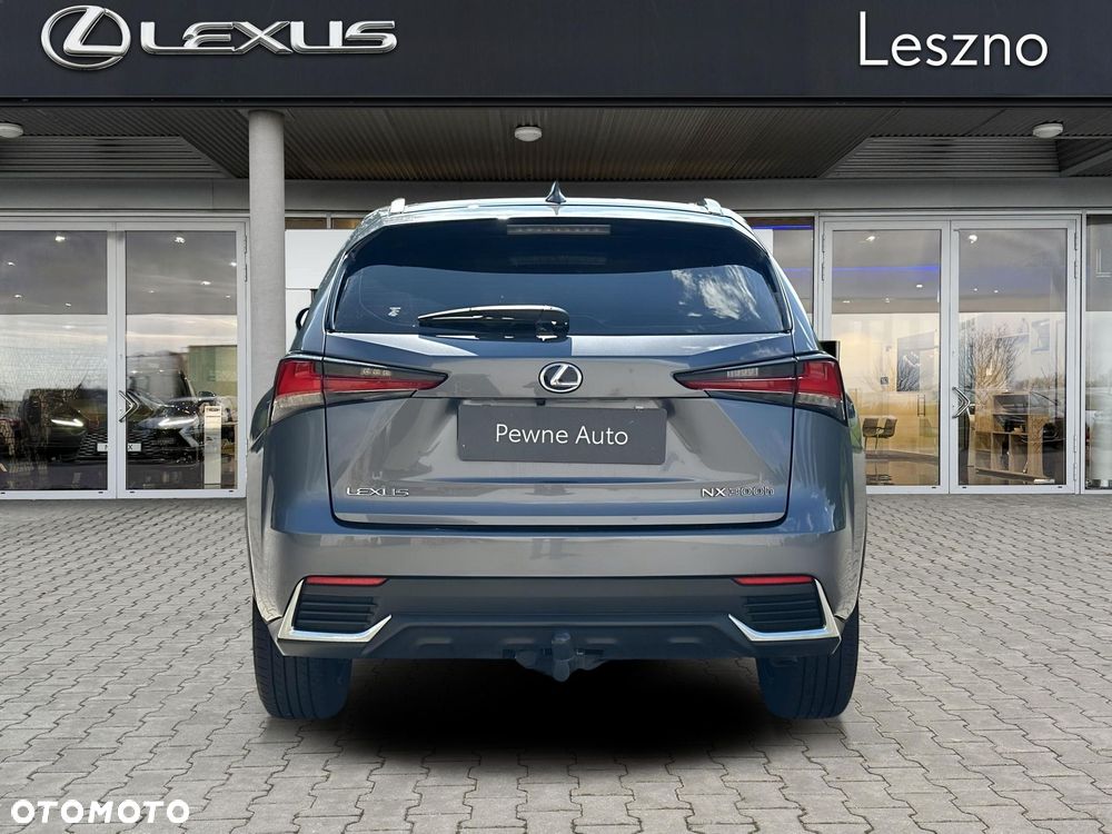 Lexus NX 300h Elegance AWD - 8