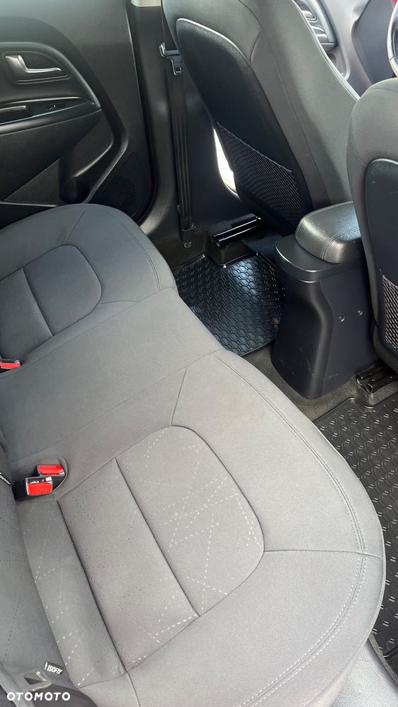 Kia Rio 1.2 XL - 12