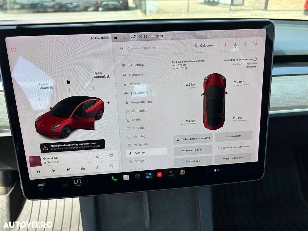 Tesla Model 3 - 9
