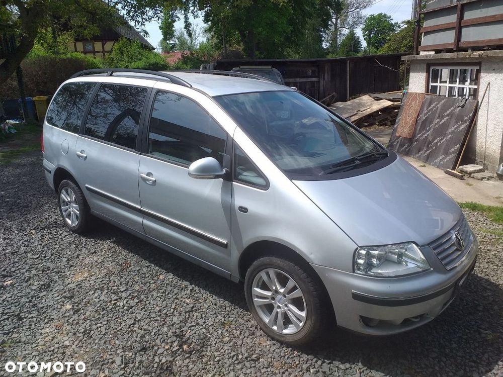 Volkswagen Sharan 2.8 V6 4Motion Comfortline - 3