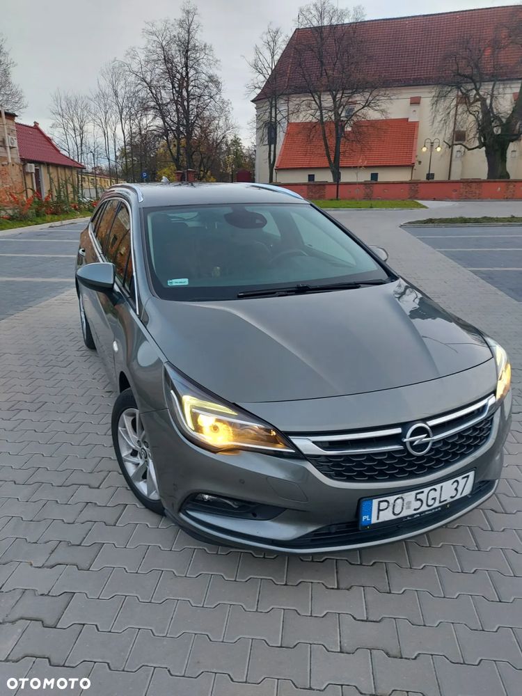 Opel Astra 1.6 CDTI Enjoy - 24