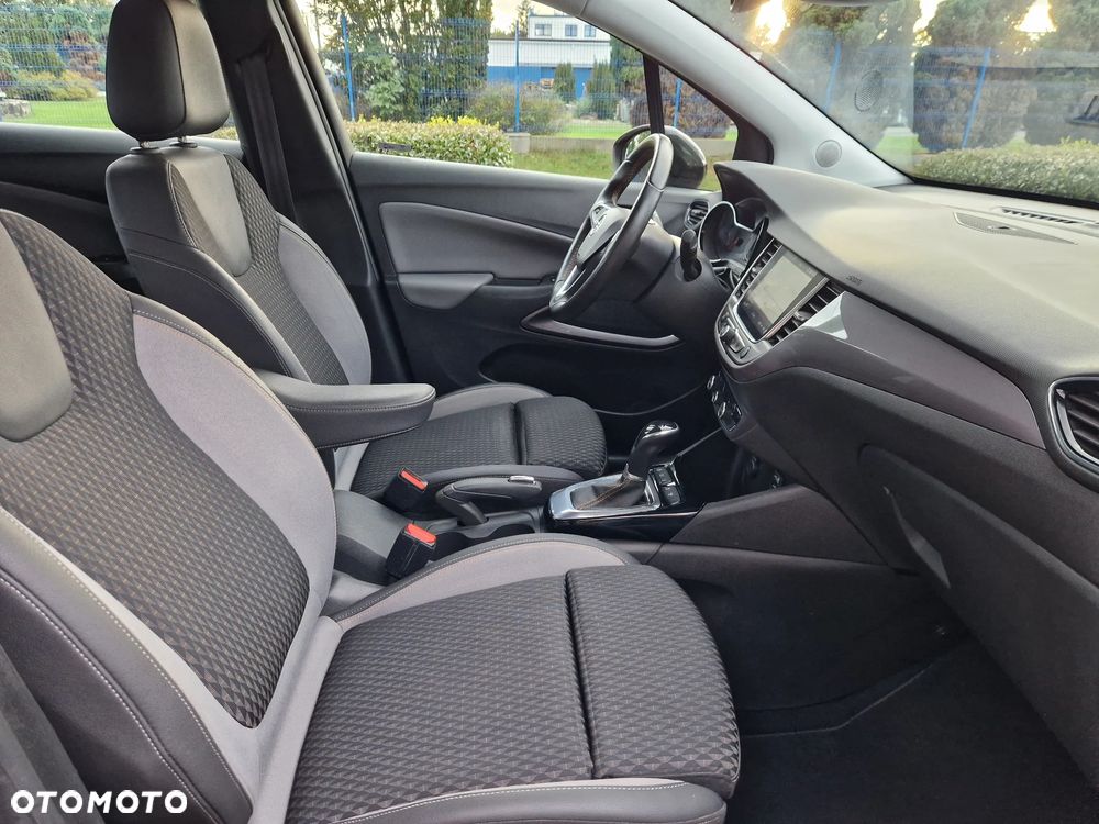Opel Crossland X - 30