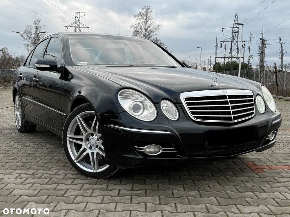 Mercedes-Benz Klasa E 500 4-Matic Avantgarde - 1