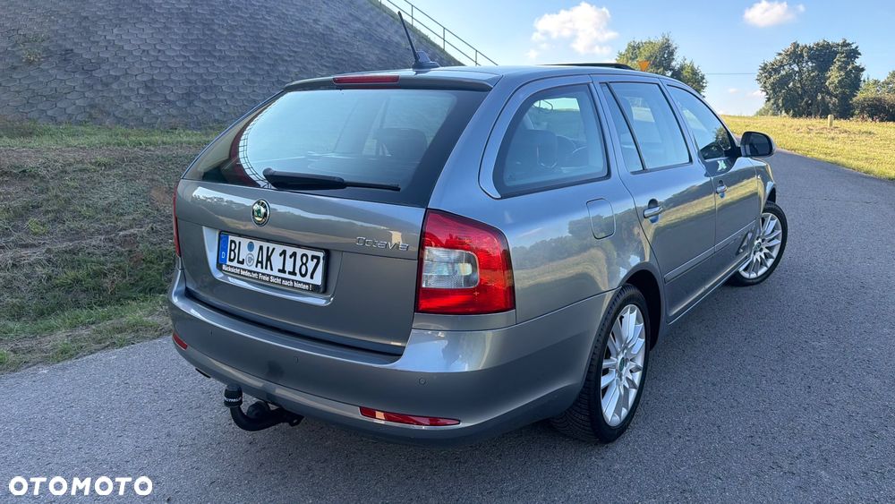 Skoda Octavia 2.0 TDI DPF Laurin & Klement - 2