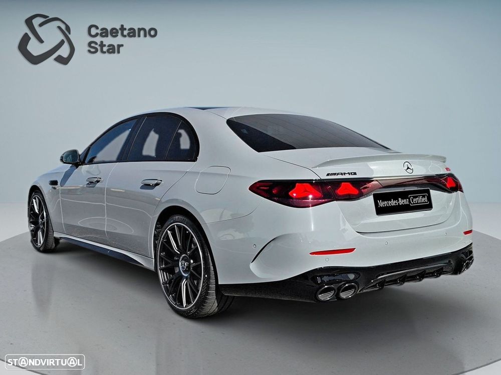 Mercedes-Benz E 53 AMG Hybrid 4Matic+ - 6