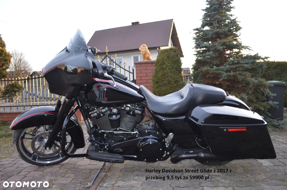 Harley-Davidson Touring Street Glide - 13