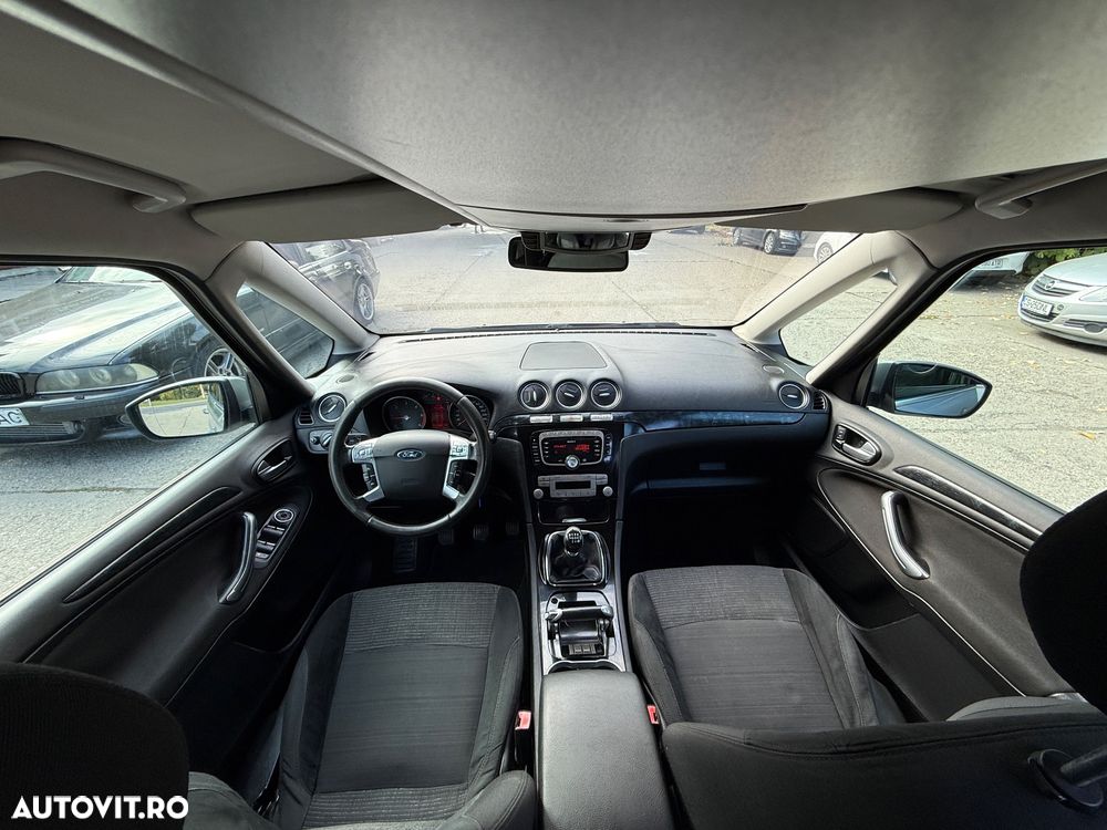 Ford Galaxy 2.0 TDCi Ghia - 15