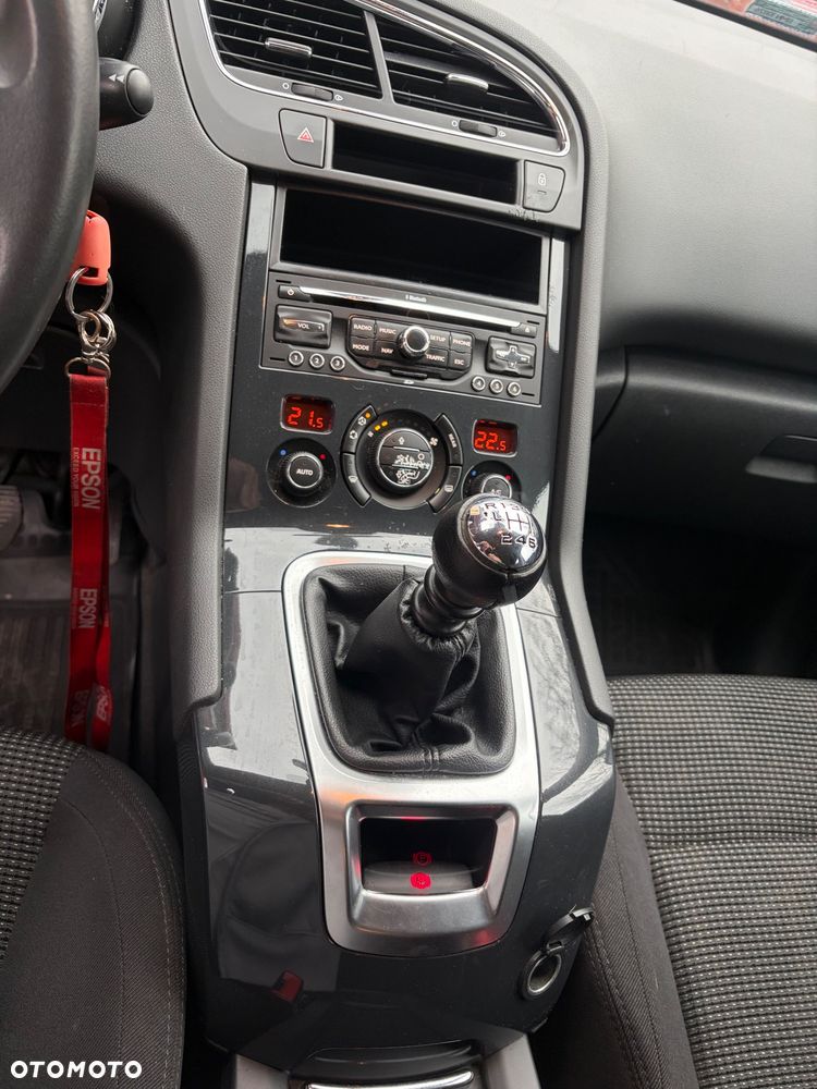 Peugeot 5008 - 5