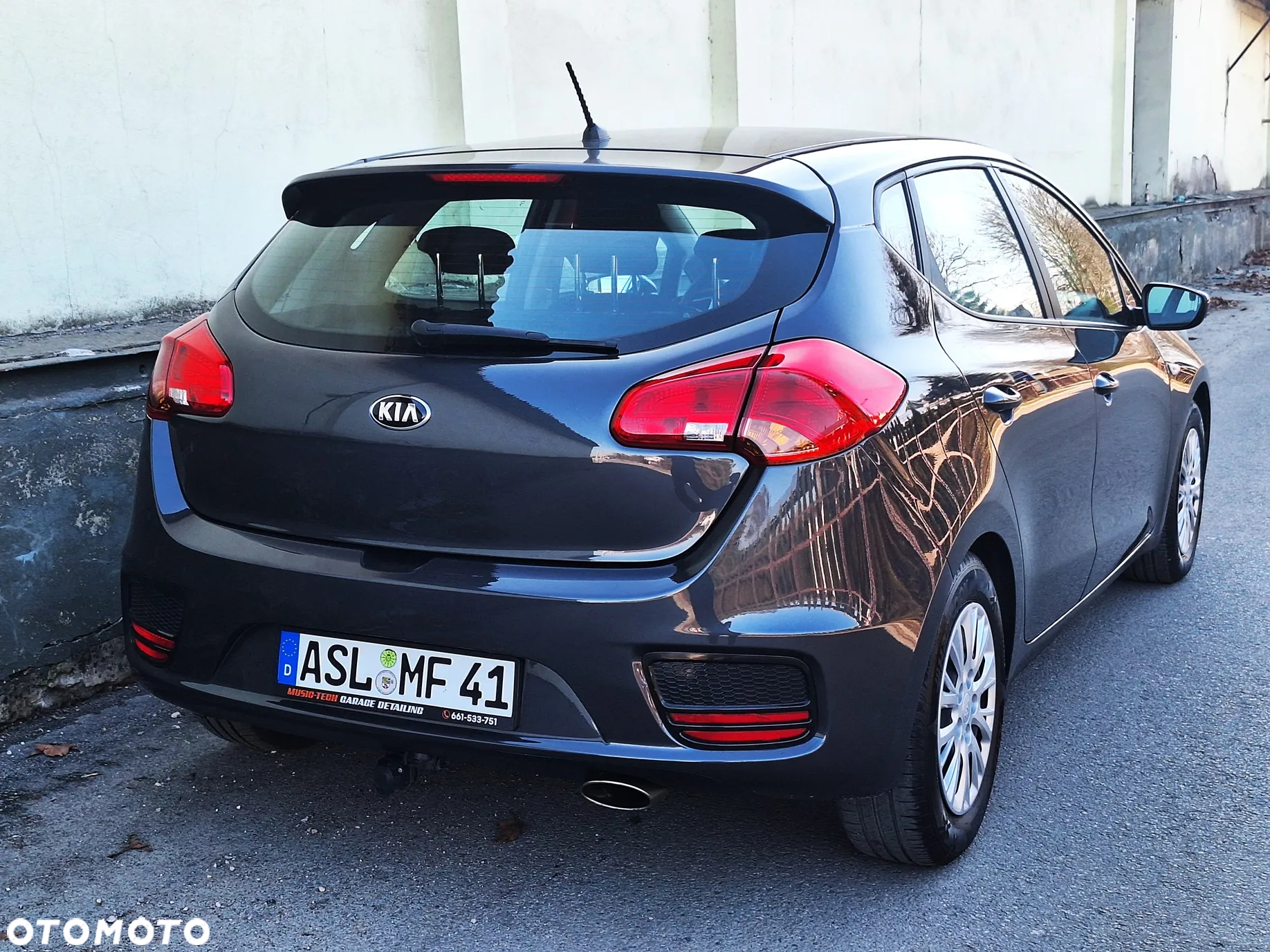 Kia Ceed - 24