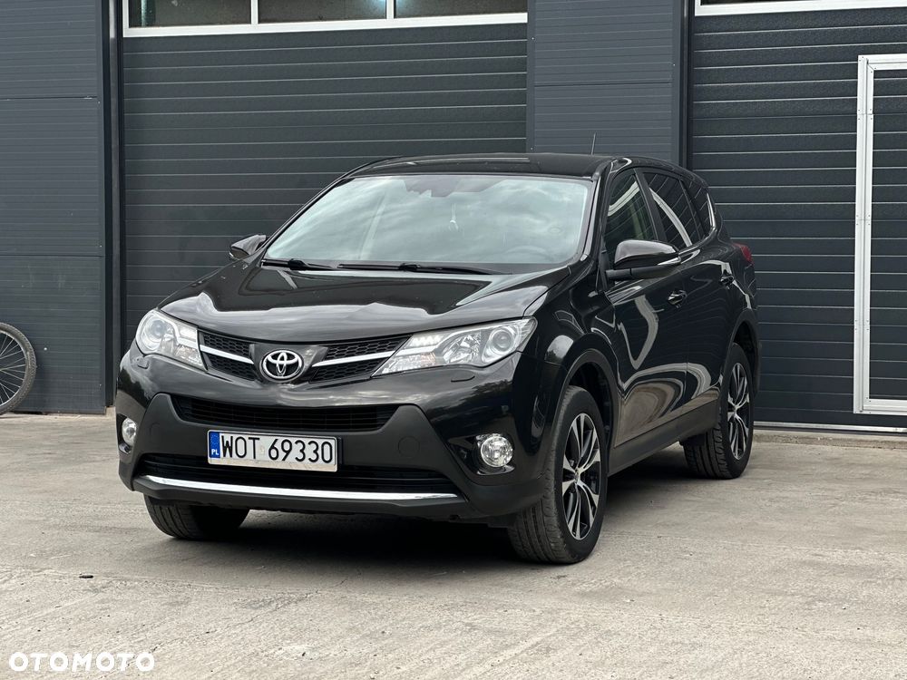 Toyota RAV4 2.0 D-4D Premium - 11