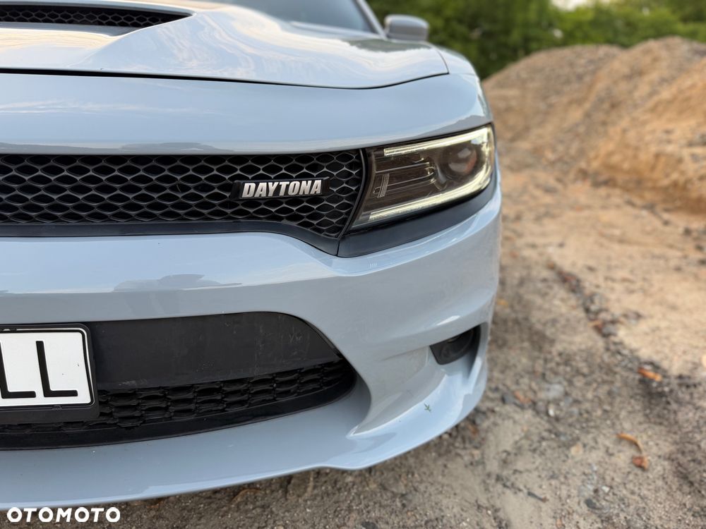 Dodge Charger 5.7 R/T Daytona - 23