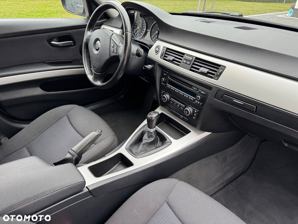 BMW Seria 3 - 20