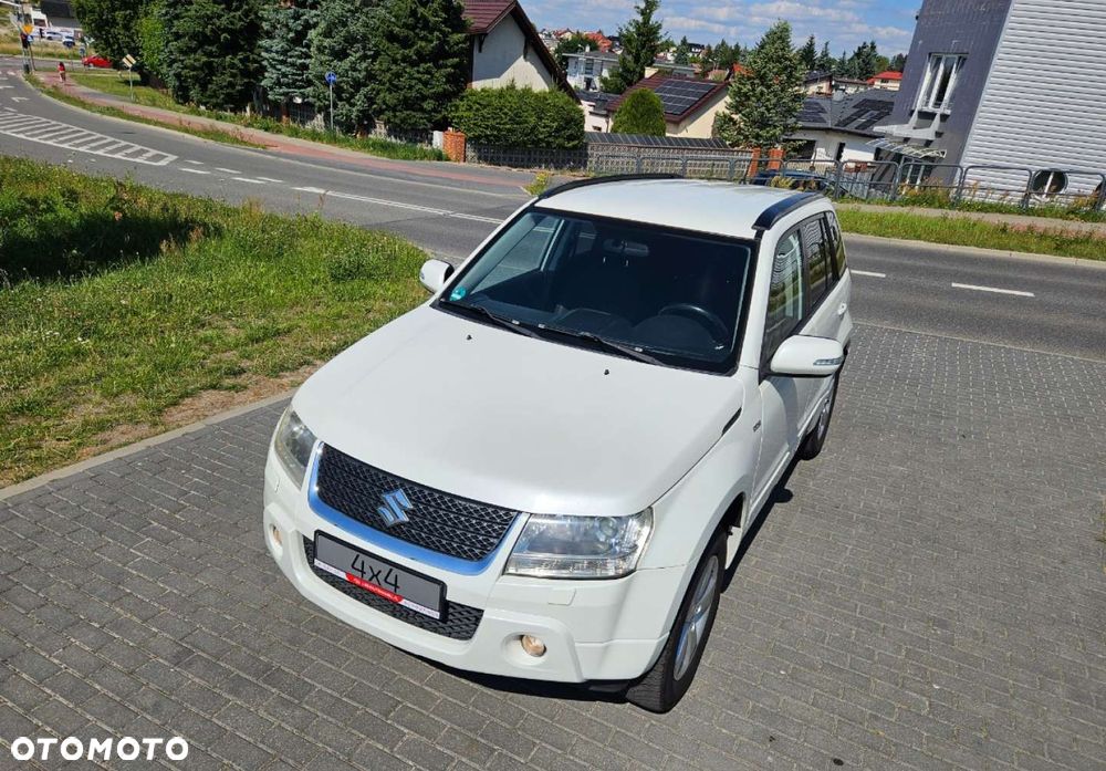Suzuki Grand Vitara - 28